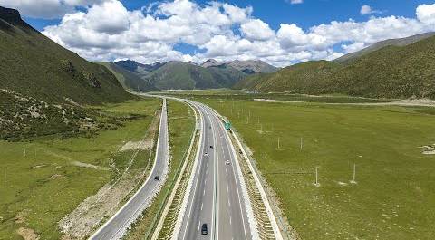 Китай совершенствует транспортную инфраструктуру в западной части страны
