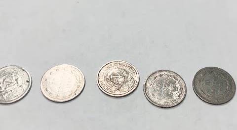 Уссурийские таможенники пресекли контрабанду старинных монет