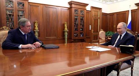 Владимир Путин встретился с бывшими членами правительства