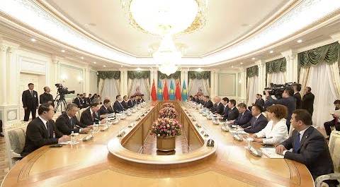 Си Цзиньпин: Китай останется непоколебим в своей приверженности китайско-казахстанской дружбе