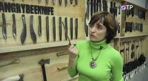 Евгения Трибунская - ее хобби - метать ножи