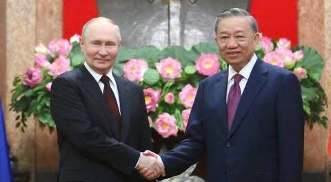 Владимир Путин поблагодарил То Лама за радушный прием во Вьетнаме