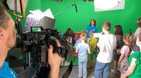 Дети осваивают телевизионные профессии в петербургском филиале телекомпании «Мир»