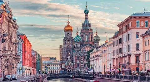 Санкт-Петербургу исполнился 321 год. Как отметили праздник жители и гости города на Неве?