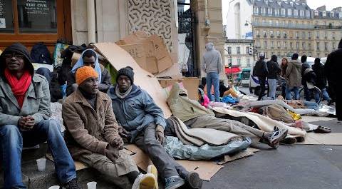 Париж зачищают от бездомных и мигрантов в связи с предстоящей Олимпиадой