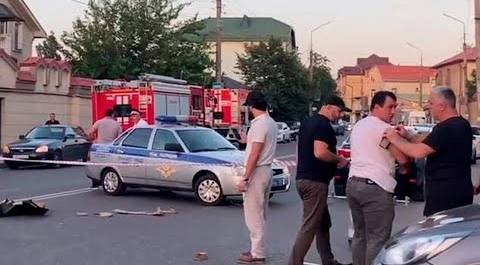Траур в Дагестане: в результате теракта погибли полицейские и гражданские лица