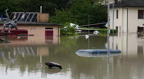 Проливные дожди вызвали наводнение в Италии