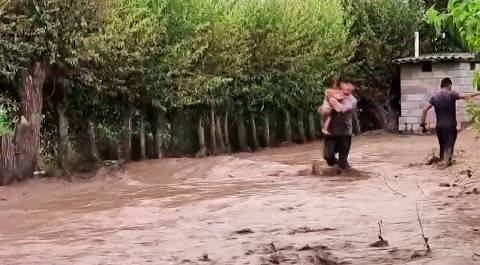 Дожди заливают Кыргызстан. Потоки грязи сошли в Джалал-Абадской области. Погода в СНГ
