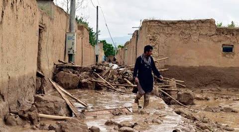 Более 300 человек погибли в наводнении в Афганистане. Страшные кадры с места трагедии