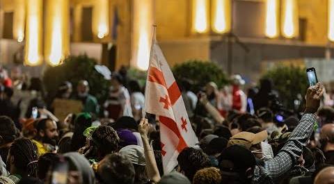 Парламент Грузии намерен преодолеть вето президента на закон об иноагентах