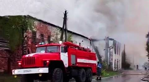 Пожар на территории усадебного комплекса Баташевых в Рязанской области локализован