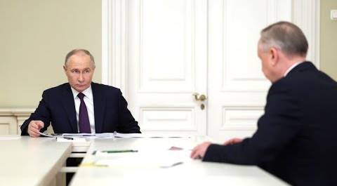 Владимир Путин отметил высокие демографические показатели Санкт-Петербурга