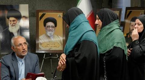 В Иране выбирают президента страны, на этот пост претендуют четыре человека