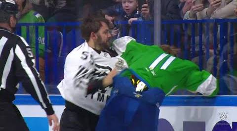 KHL Fight: Panin VS Bailen