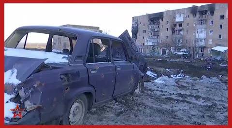 Руины на выжженном поле: корреспондент показал, как выглядят улицы Волновахи после бегства ВСУ