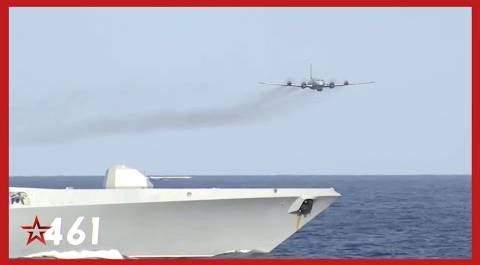 Гроза подлодок: Ил-38 пролетел на бреющем над водами Средиземного моря