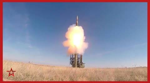 Отразить ракетный удар: учения войск ПВО ЗВО завершились под Астраханью
