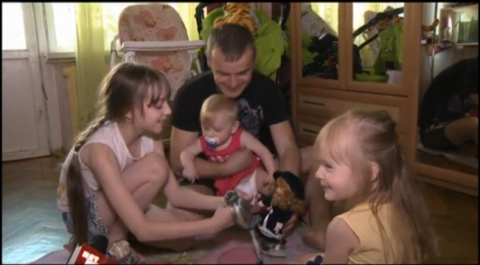 Бэби бум: В России стало больше семей с тремя детьми