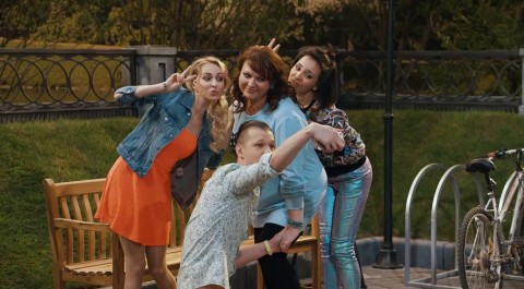 Однажды в России: Современные проблемы девушек-подростков