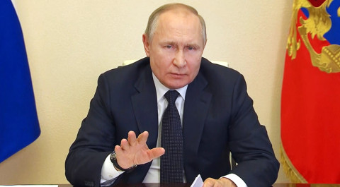 Путин: расчеты за газ в рублях укрепят экономический суверенитет России / События