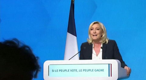 Во Франции подводят итоги первого тура президентских выборов