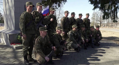 Впервые российских военнослужащих, отличившихся в ходе спецоперации, наградили на территории Украины