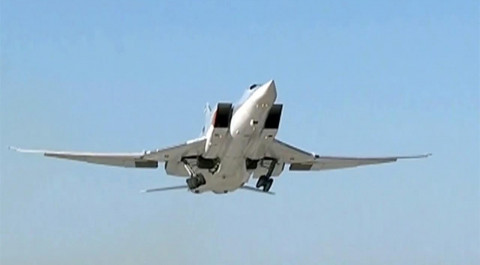 Самолеты ВКС России уничтожили крупную базу подготовки террористов под Пальмирой