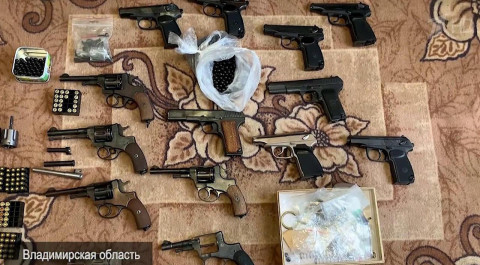 ФСБ ликвидировала несколько десятков подпольных оружейных мастерских
